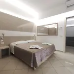 Perla 4*