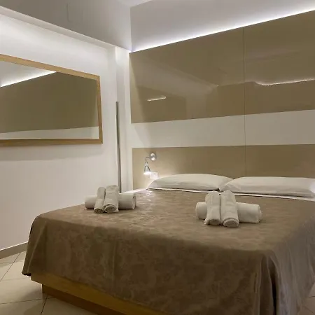 Perla Apartmanhotel 3*