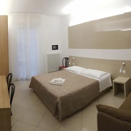 Apartmanhotel Perla 3*
