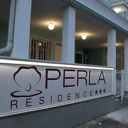 Perla 4*