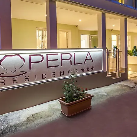 Perla Aparthotel