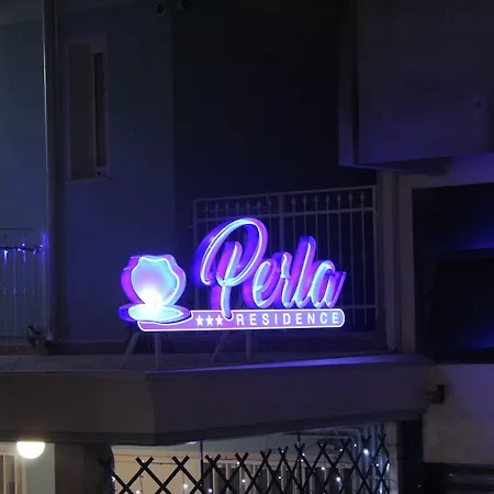Perla מלון דירות רימיני
